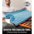 thumbnail image 3 of Toalla de secado para coche McKillans, extra grande, bicolor, 36 x 28 cm, 3 of 7
