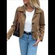 thumbnail image 2 of Chaqueta Blazer Informal para Mujer, de Piel Sintética de Ante con Solapa con Muescas y Botonadura Sencilla. Marrón M, 2 of 8