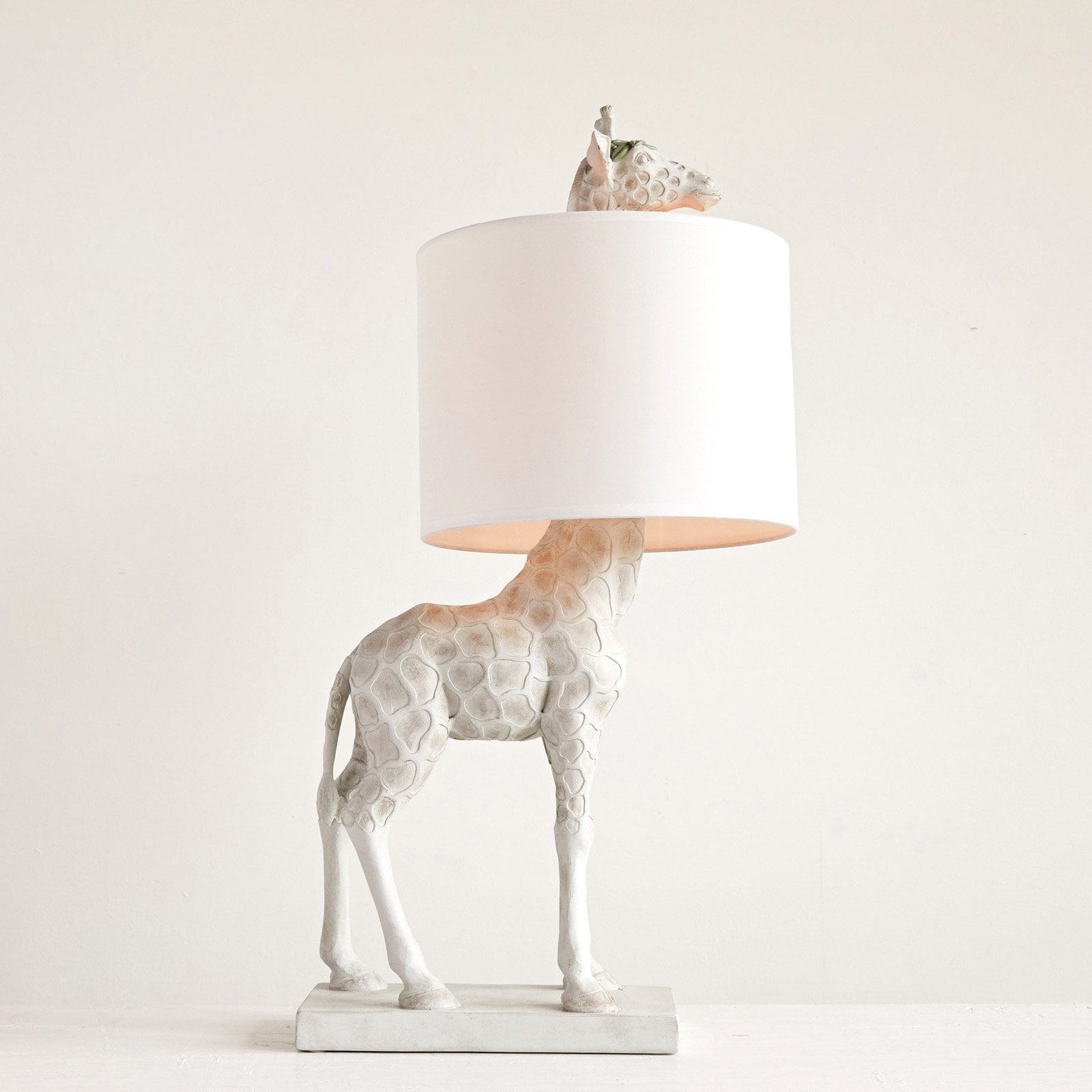 3R Studios White Resin Giraffe Table Lamp - Walmart.com - Walmart.com