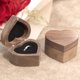 thumbnail image 2 of Joyero de madera de nogal con forma de corazón para guardar anillos con relleno de terciopelo, superficie lisa y pulida, ideal para bodas, propuestas y anillos., 2 of 8