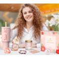 thumbnail image 4 of Set de regalo Mirasphere Sweet 16 para niñas con vaso y pulsera, 4 of 7