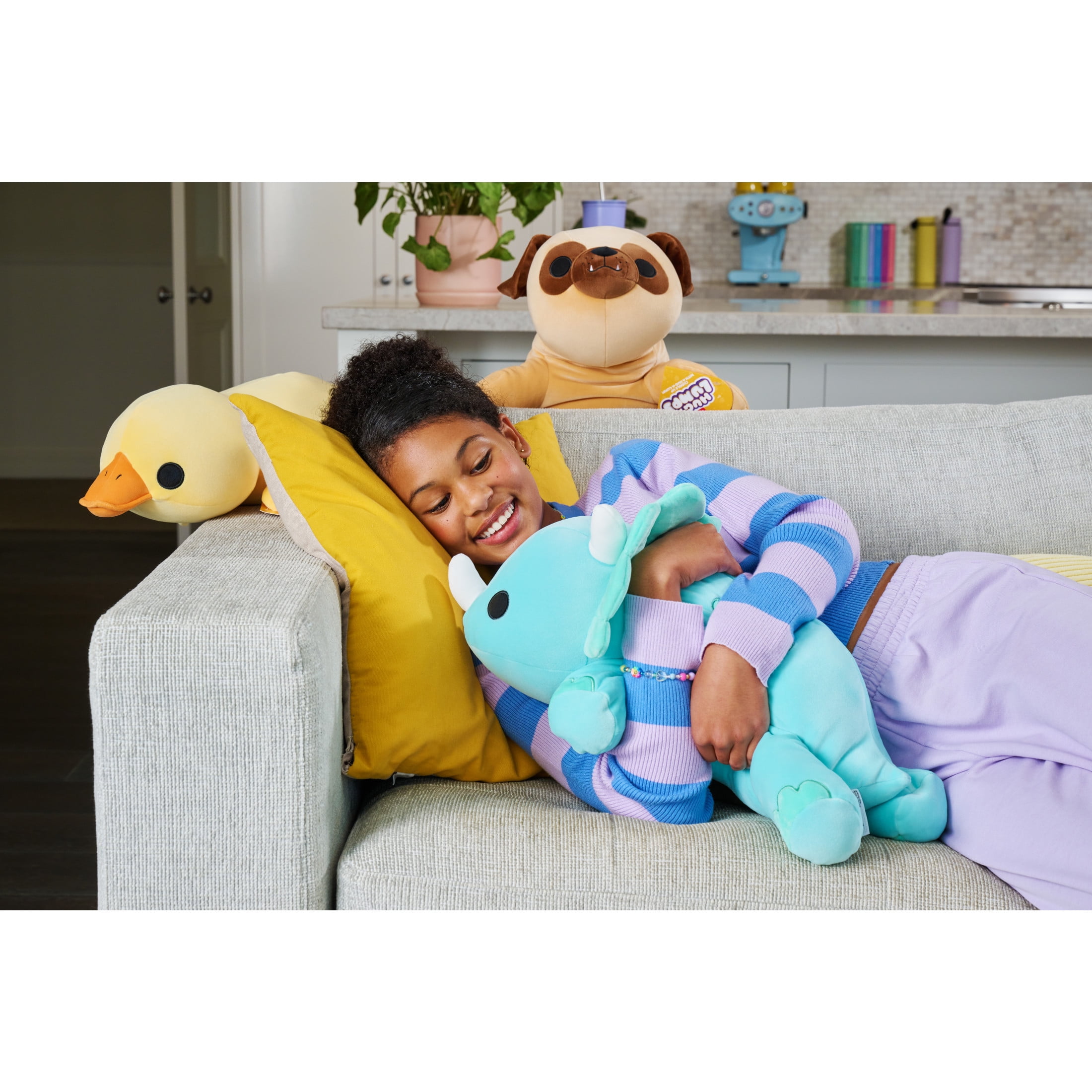 Hug-a-Lumps (Mav) by ZURU, Cuddly Squishy Comfort Plush, Weighted Plush 1.5kg/3.3 Pound
