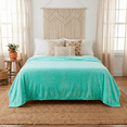 thumbnail image 2 of Cobertor Ligero Matrimonial Elefantito Color Menta Liso Ultrasuave, 2 of 6