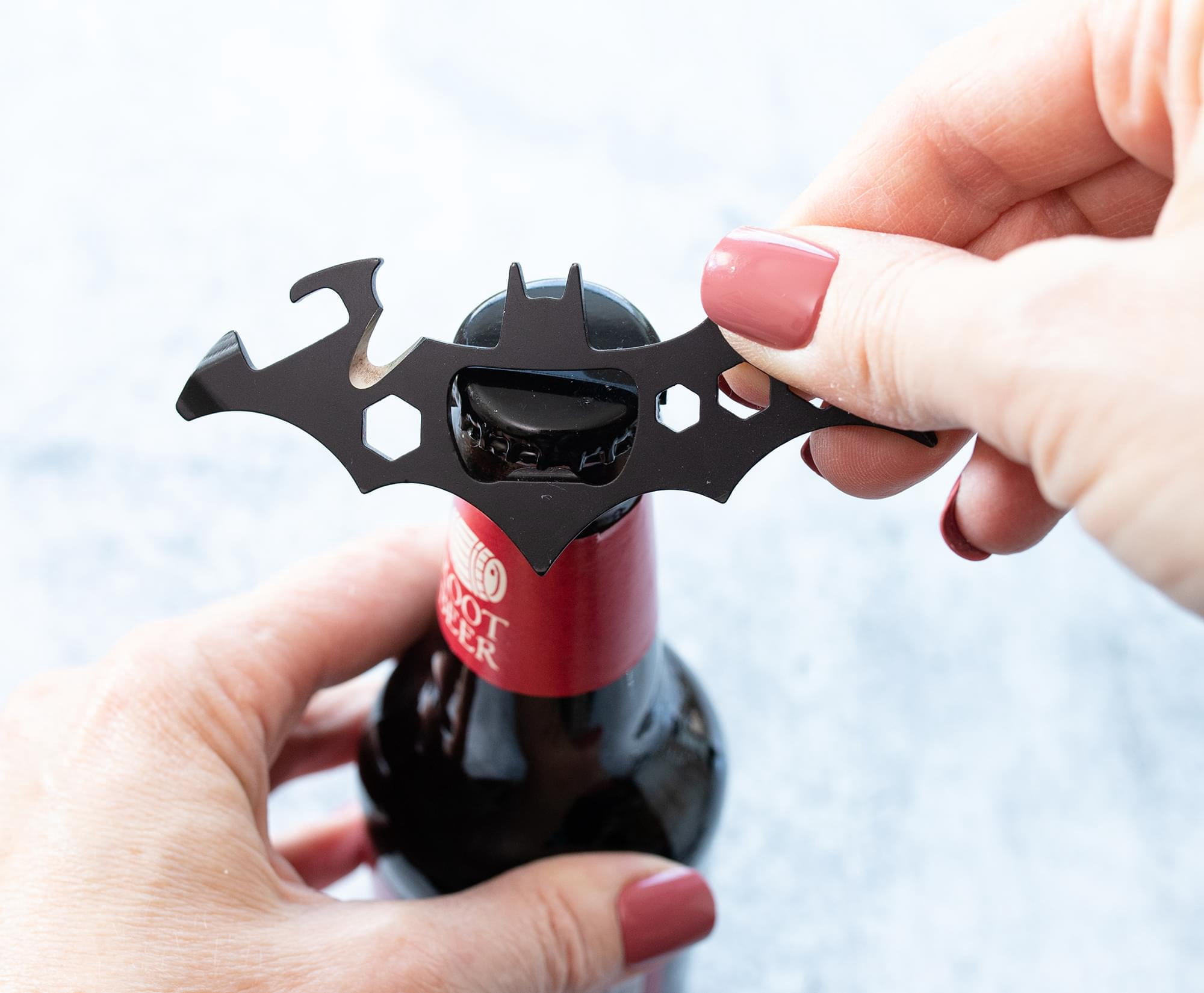 DC Comics Batman Batarang Pocket Size 6-In-1 Portable Multitool Kit