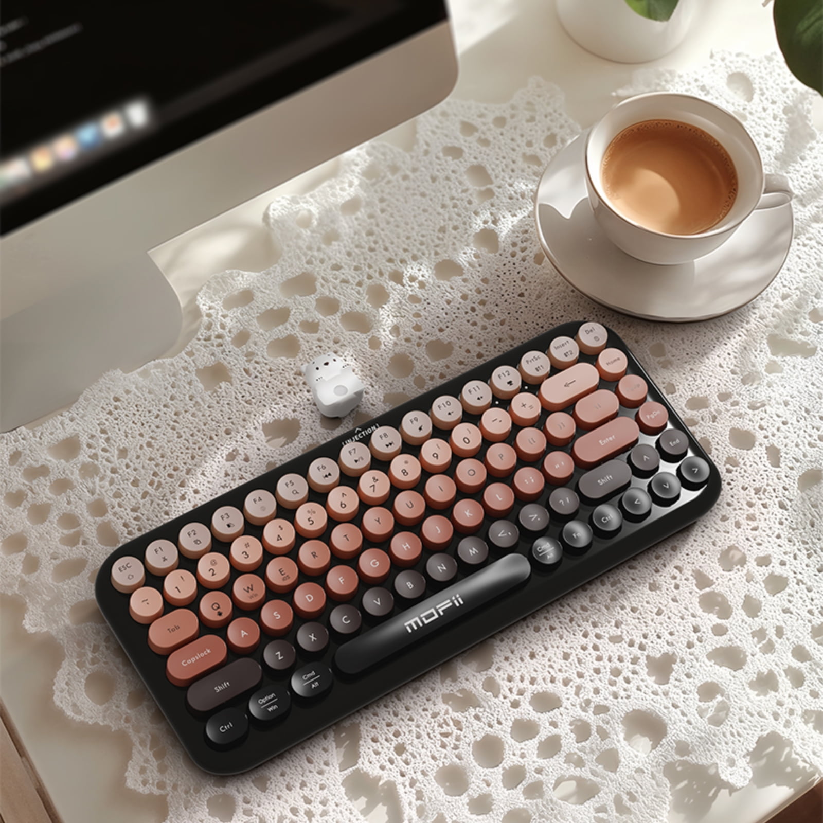 ITIGOITIE Retro Bluetooth Keyboard, Cute Wireless 87 Keys, Dual-Mode, Gradient Color, Round Keycaps with Magnetic Bear Figurine, Compatible with Win/Mac/Tablet