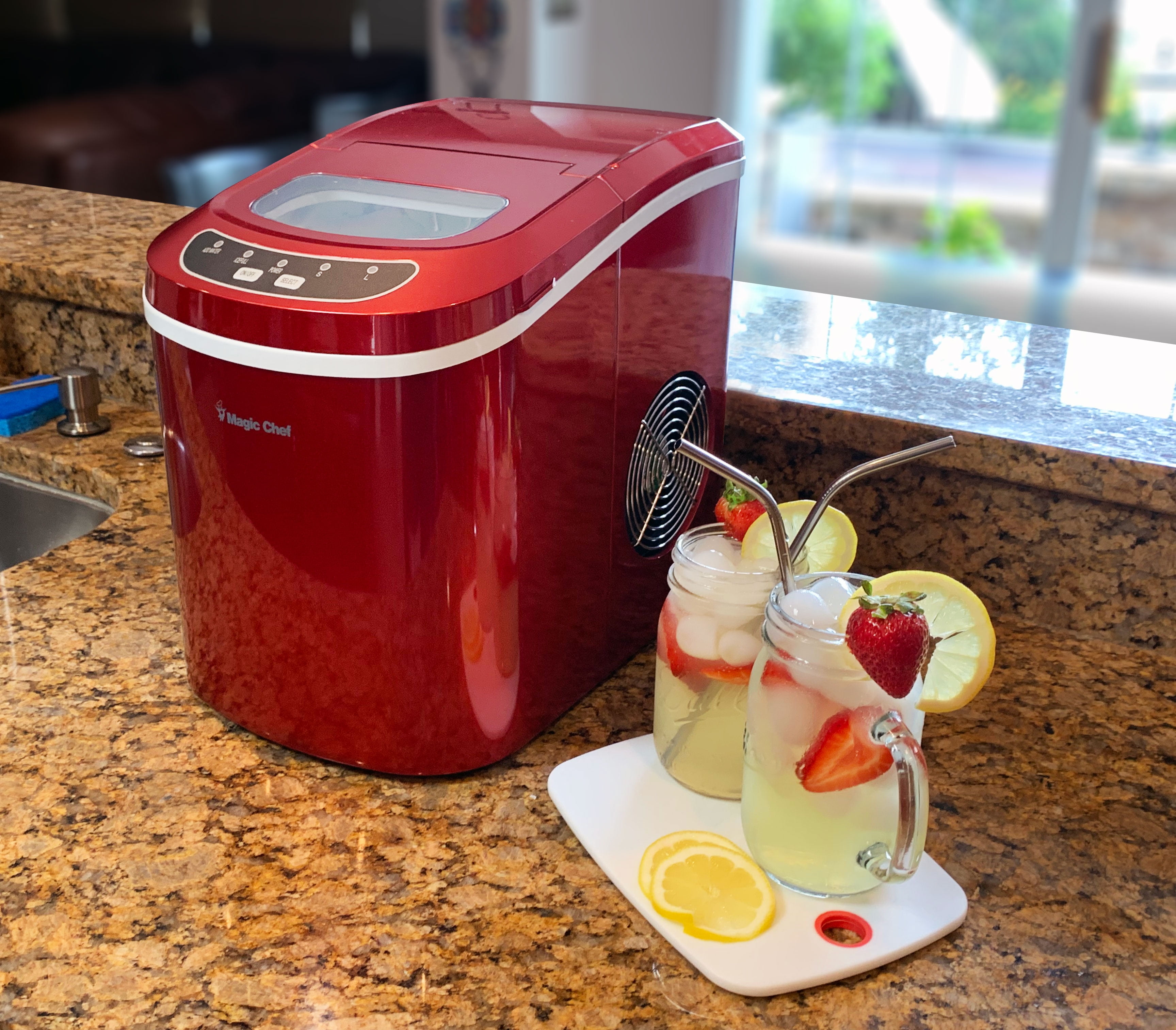 Magic Chef 27-Lb. Portable Countertop Ice Maker with Authentic