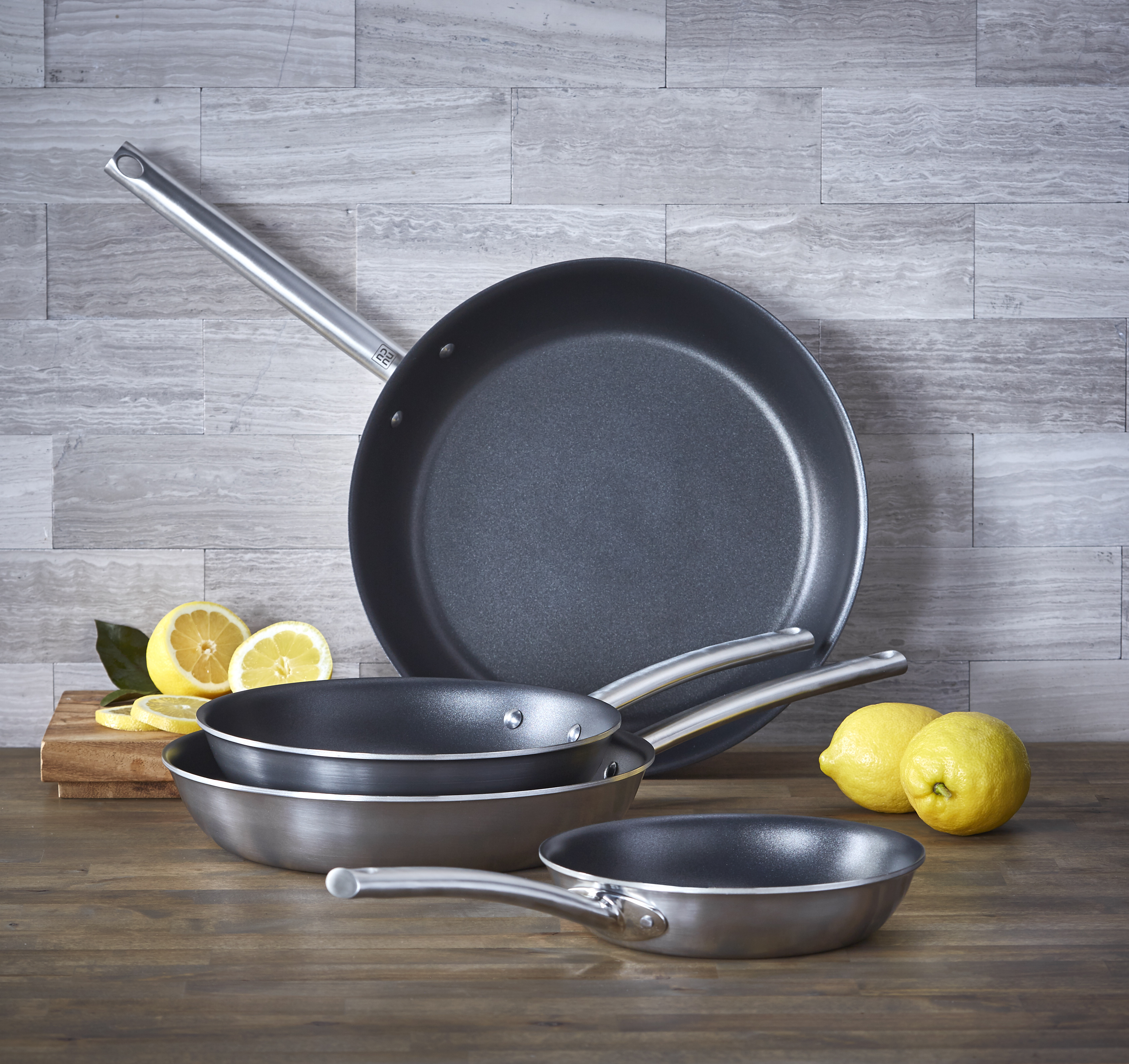 13-inch Natural Fry Pan In 5-ply brushed stainless steel » NUCU