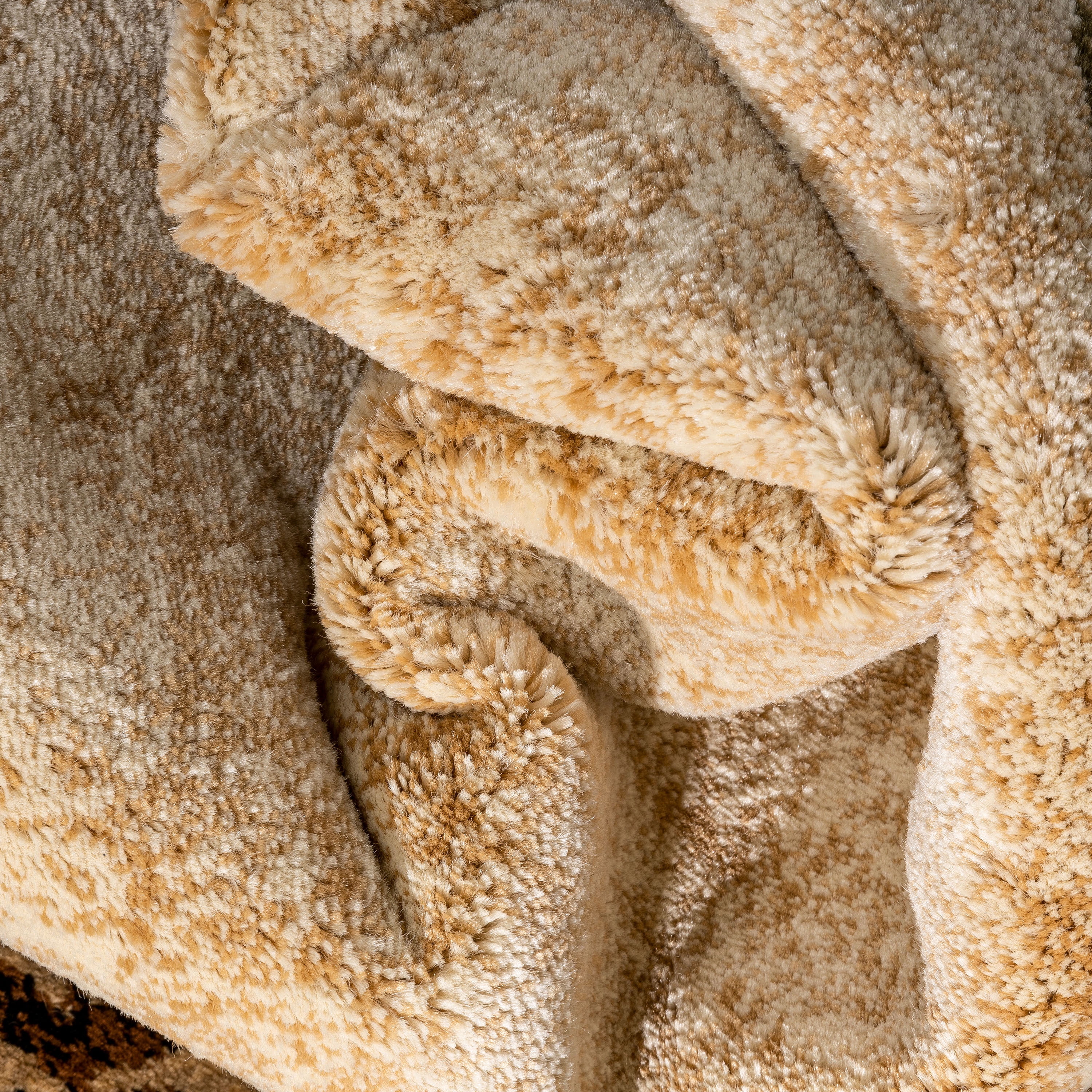 Well Woven Barclay Vane Willow Damask Modern Border Beige 6'7" x 9'6" Area Rug