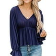 thumbnail image 1 of Top de manga larga con cuello en V y mangas acampanadas, dobladillo con volantes, ajuste holgado, blusa transpirable para mujer para otoño invierno, azul marino S, 1 of 6