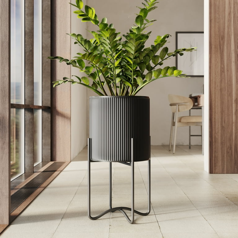 Indoor Metal Pot Planter with Tall Me...