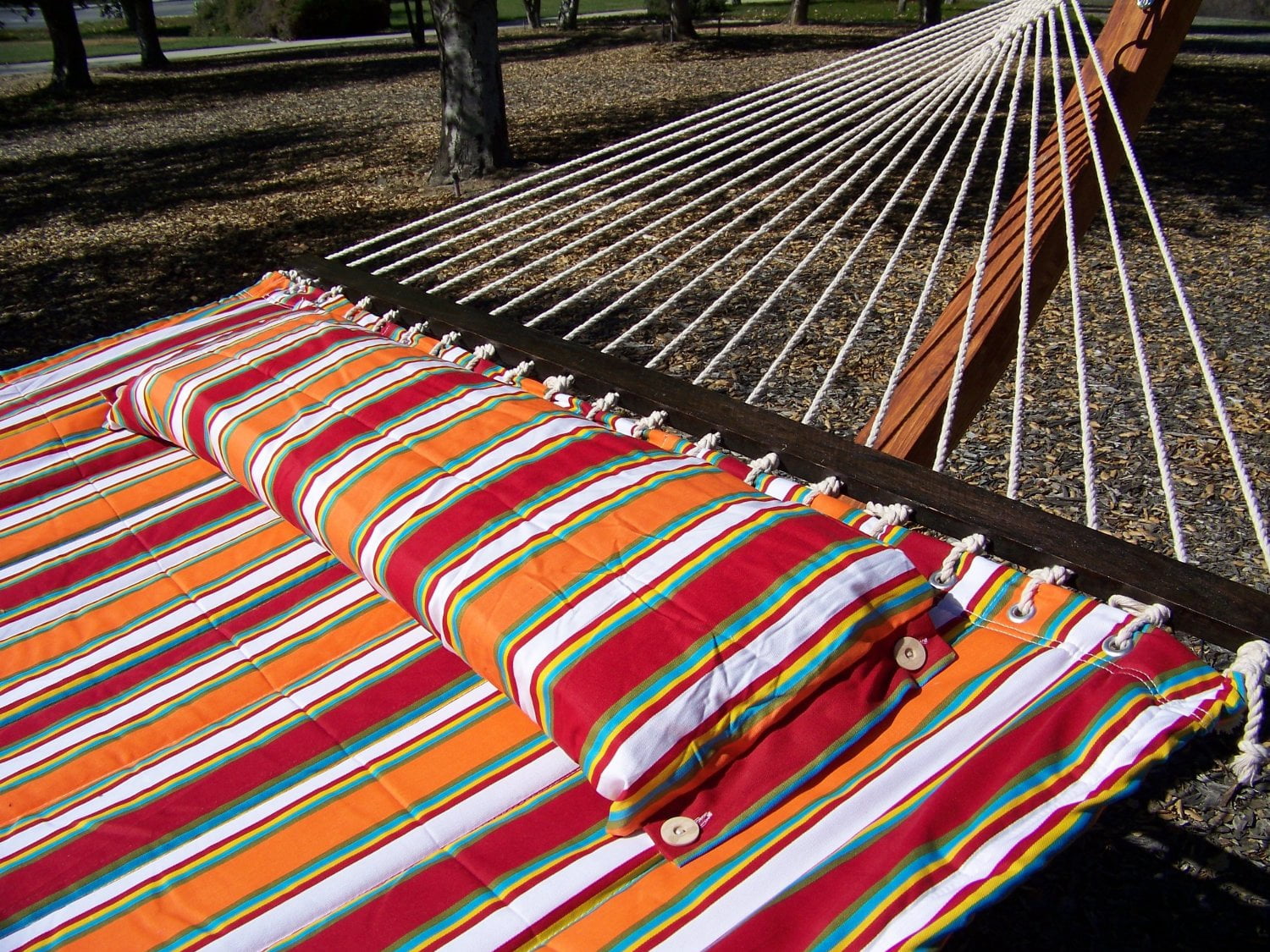 Petra Leisure Deluxe Quilted, Double Padded Hammock Bed w/Pillow. 2 Person Bed. 425 LB Capacity. STAND NOT INCLUDED