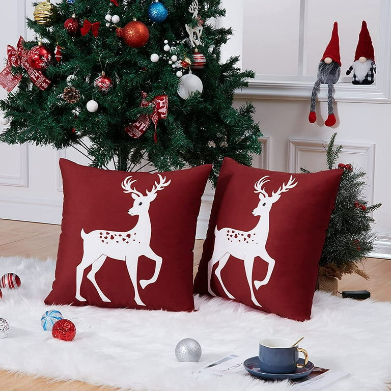 Christmas Pillow Covers 18x18 Set of 2 Red Christmas Decorations Indoor  Home Decor Farmhouse Decorative Throw Pillows for Living Room Xmas Wreath  Deer Winter Holiday Outdoor Sofa Couch Bedroom