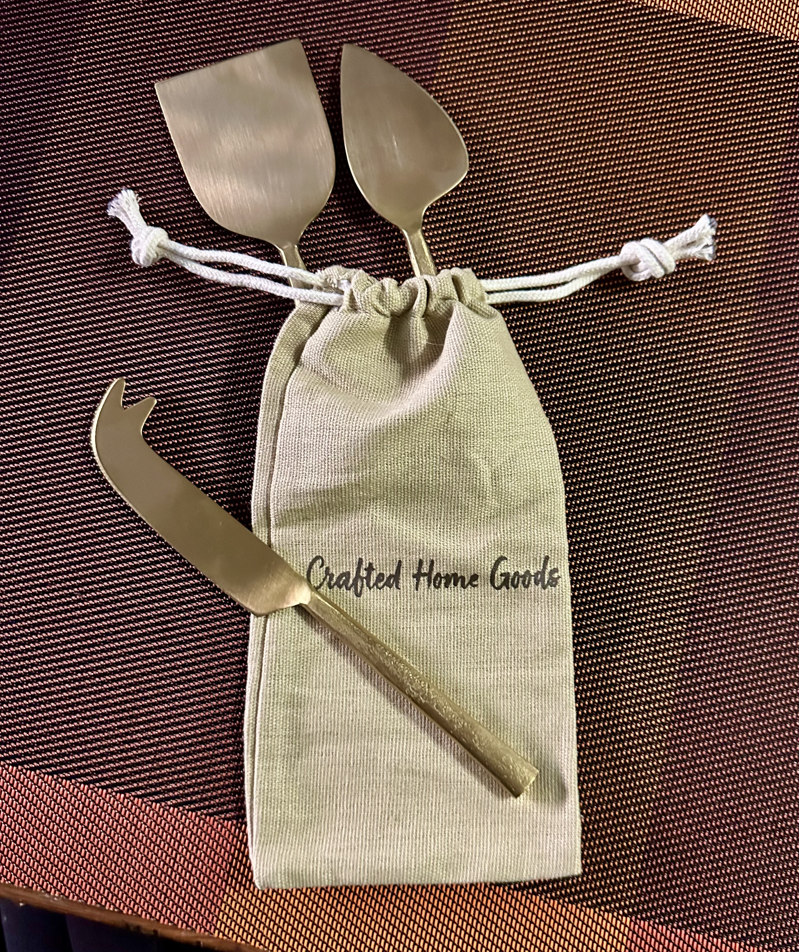 Gold Cheese Knives Set of 3 Matte Handles Charcuterie Knives,  Stainless Steel Gift Set Dishwasher Safe
