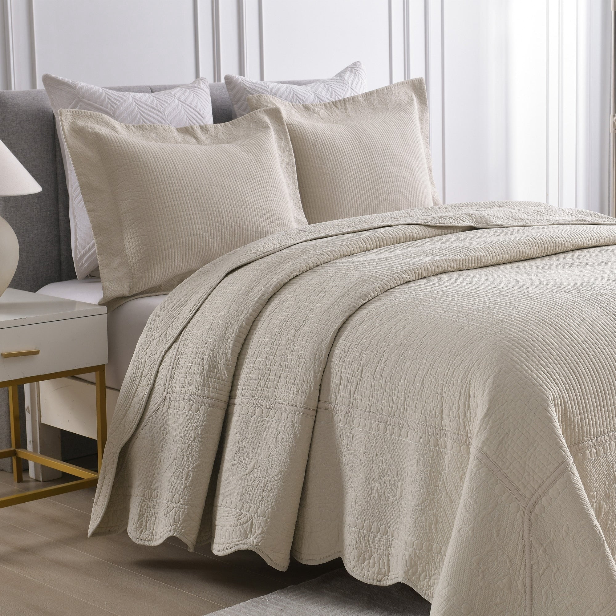 MarCielo 3-Piece Elegantly Embroidered 100% Cotton Oversized Quilt Bedspread Set TG