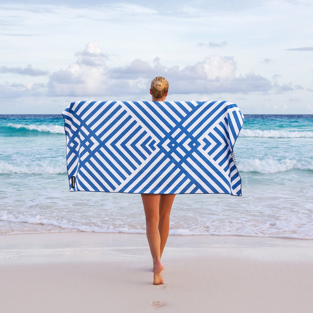 Details about   3D Flower Shape ZHU655 Summer Plush Fleece Blanket Picnic Beach Towel Dry Zoe 