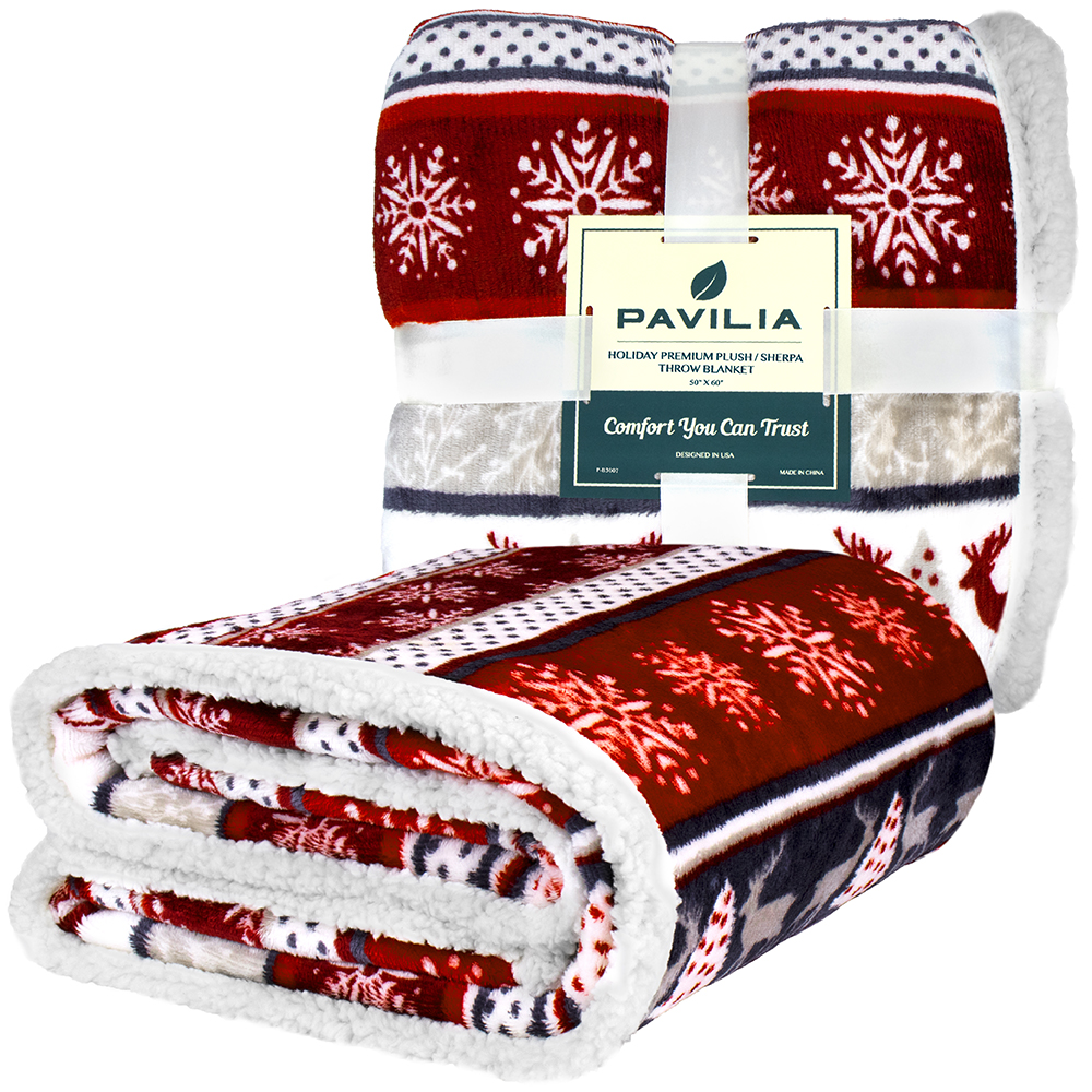 Pavilia Premium Christmas Sherpa Throw Blanket photo 2