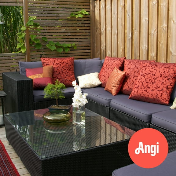 Outdoor Conversation Set Assembly