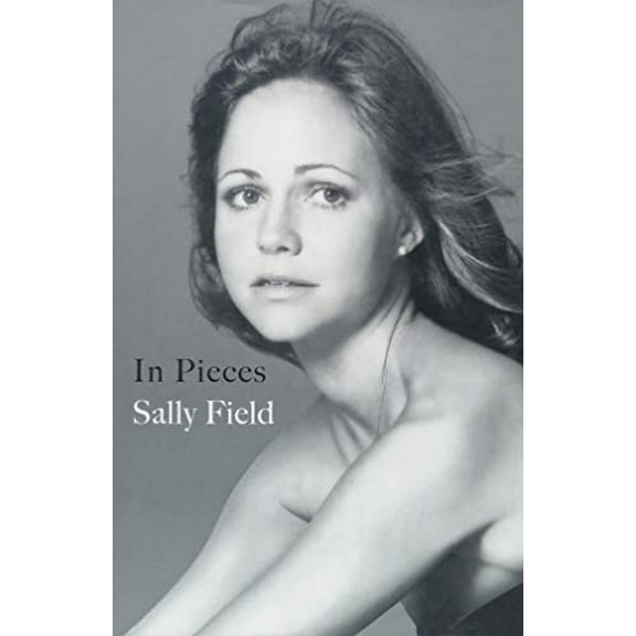 Pre-Owned In Pieces (Hardcover) 1538763028 9781538763025