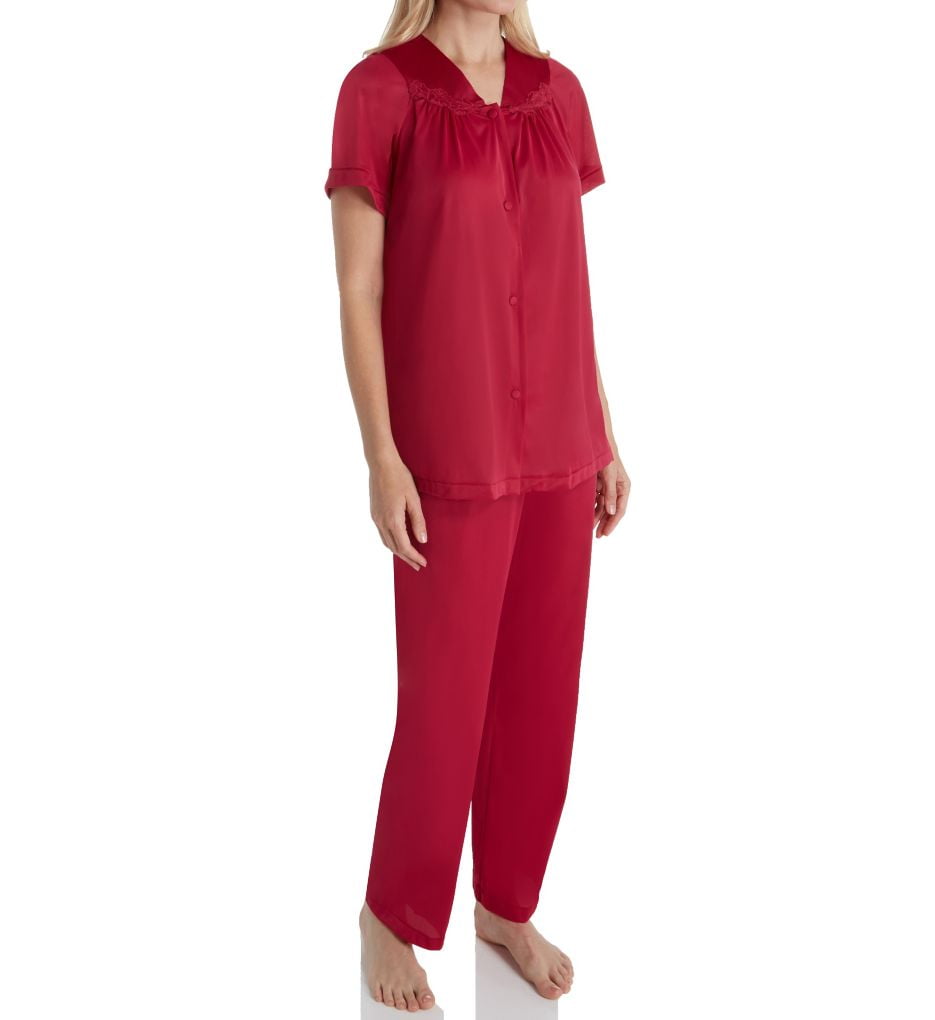 vanity fair long sleeve nylon pajamas