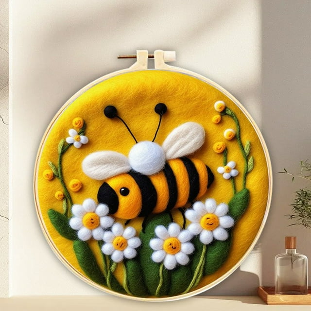 LNGOOR Owl Needle Felting Set Beginner Felt Painting Set with Wool Felt Painting Set Decorative Frame Suitable for Home Decoration Christmas Gift