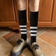 thumbnail image 4 of Calcetines deportivos hasta la rodilla de color azul marino, blanco y azul cielo, 4 of 5