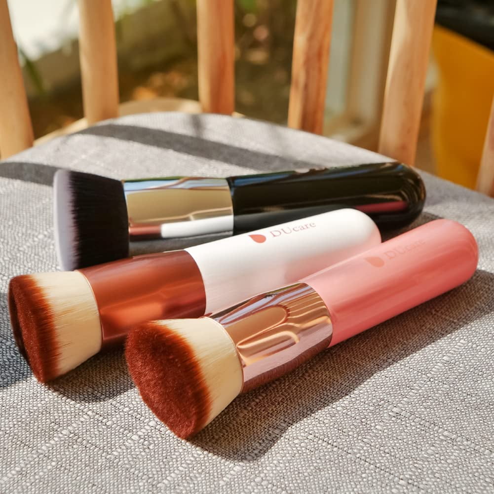 CALA Bamboo Foundation Brush – Make-up-Pinsel Aus Dunklem Bambus | Für Flüssig- & Creme-Foundation