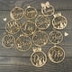 thumbnail image 2 of Copos de nieve de madera personalizados, decoración navideña, colgante, nombre cortado con láser, bola de Navidad, regalo, 2 of 5