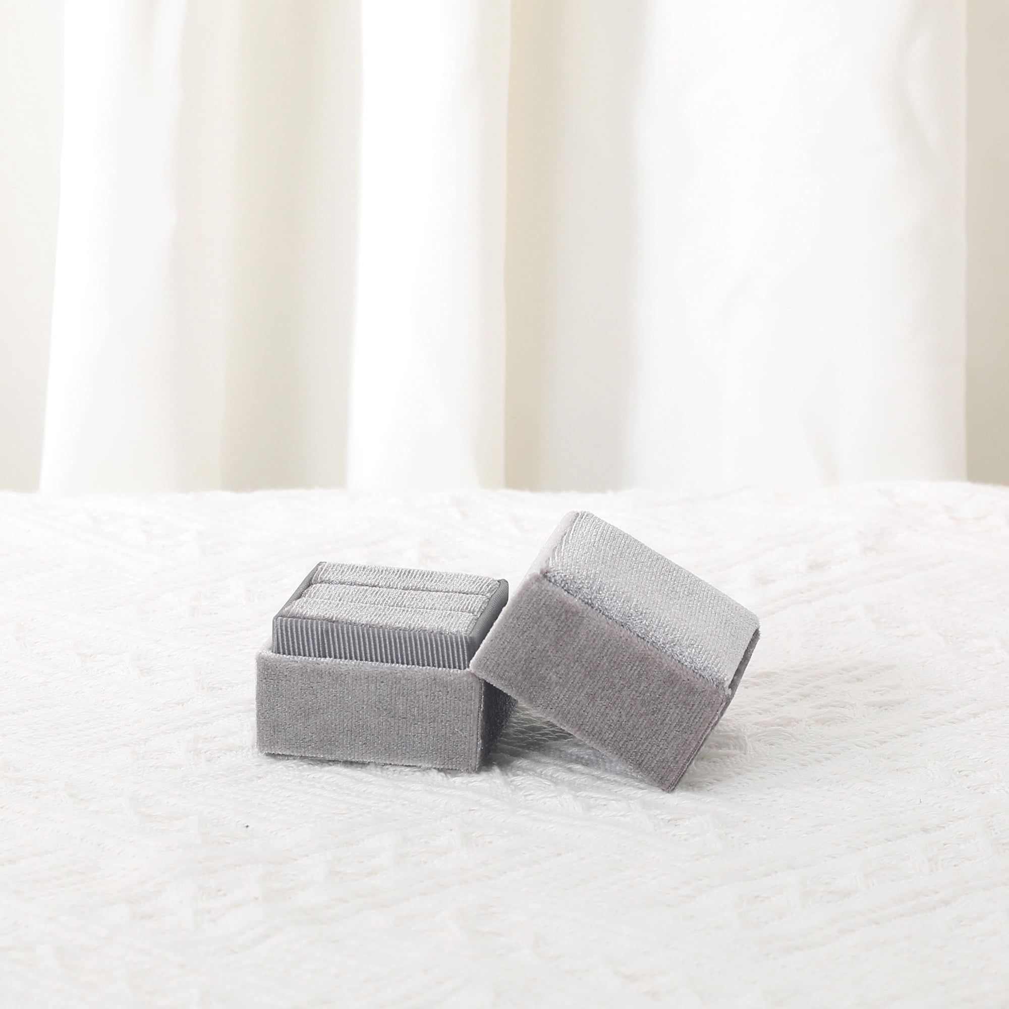 Unique Bargains Velvet Square Ring Box Storage for Proposal Light Gray