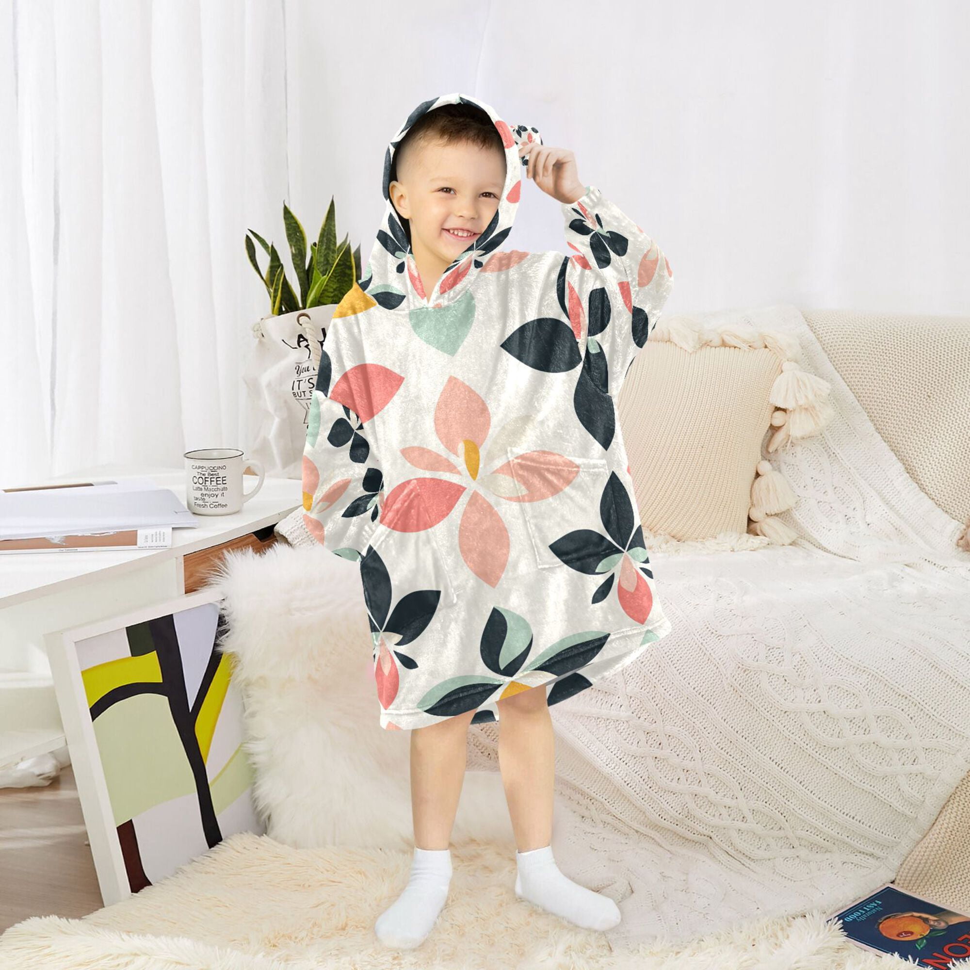 FORMRS Wearable Blanket Hoodie with Sleeves for Kids Cozy Flannel Sweatshirt, Black Retro Flower