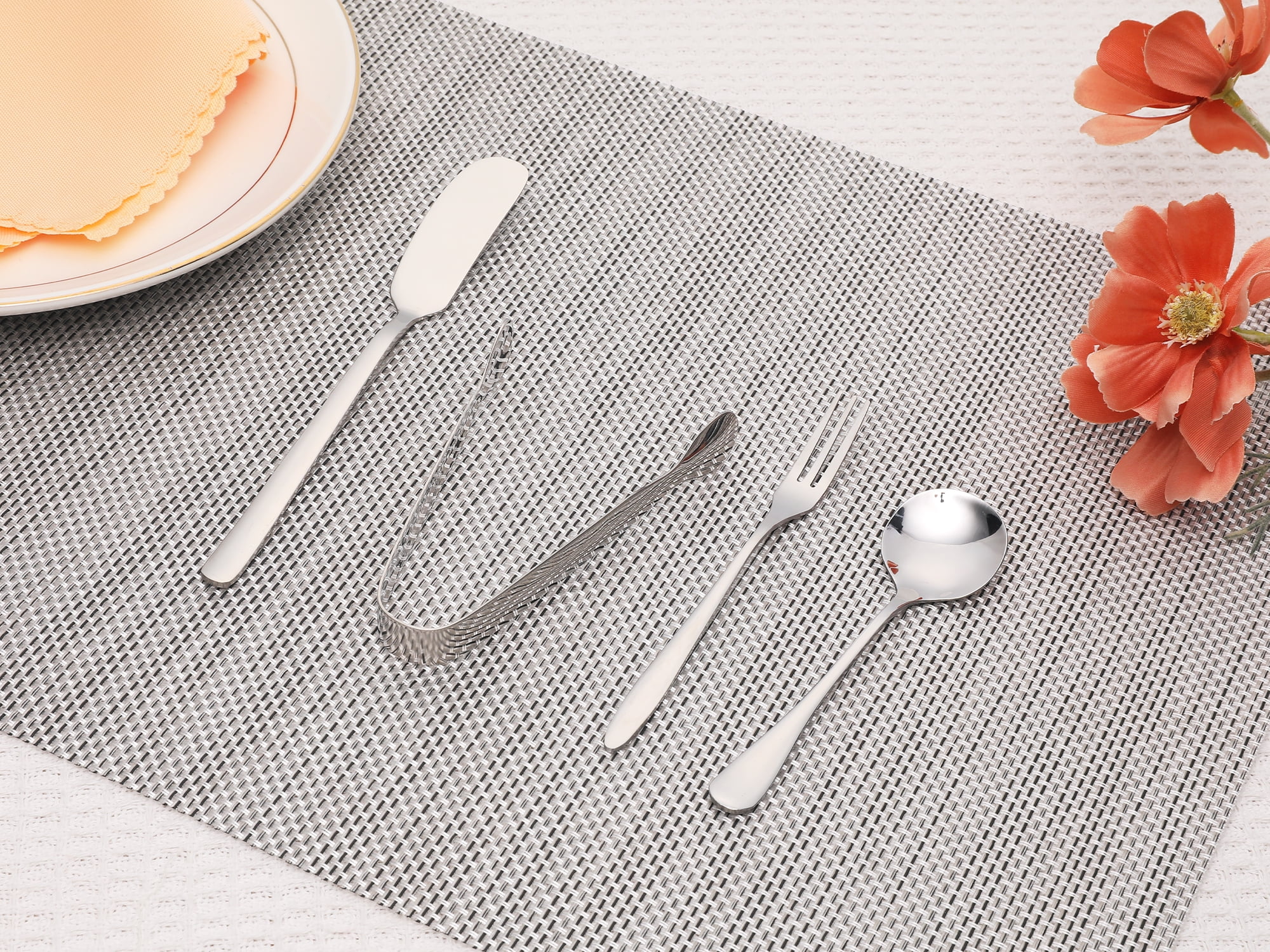 Unique Bargains Stainless Steel Flatware Set with Spoons and Forks Silver 16 Pcs