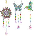 thumbnail image 1 of Adornos Pintura Cristal Girasol Y Mariposa Doble Cara 3/6 Uds., 1 of 9