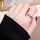 thumbnail image 4 of Anillo Esmerilado De Oro Rosa Chapado En Titanio De 18 Quilates | Simple Versátil Pequeño Liso Para Dedo Índice Diseño De Nicho Estilo Fresco, 4 of 4