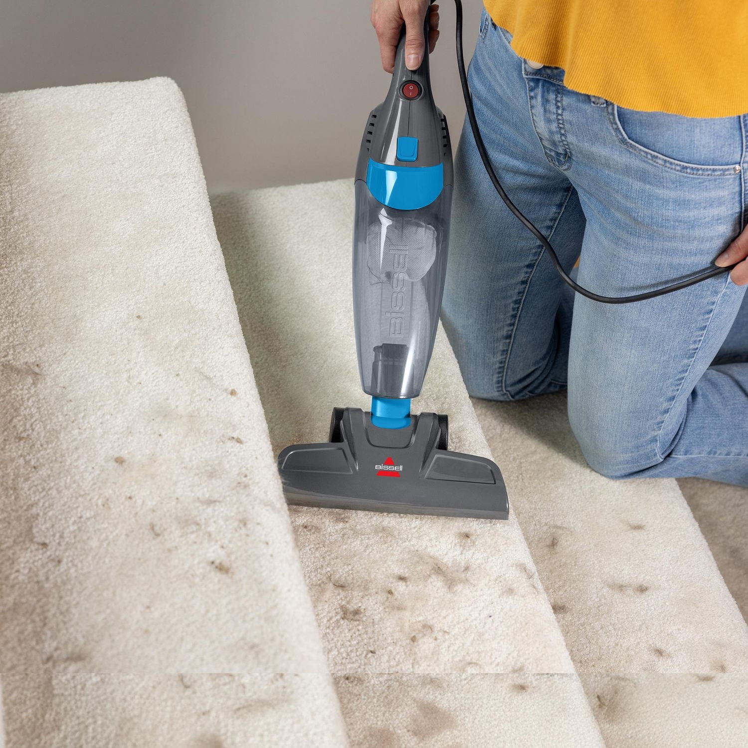 Aspirateur léger 3-en-1 de Bissell® avec manche à dégagement<br>rapide Tout usage