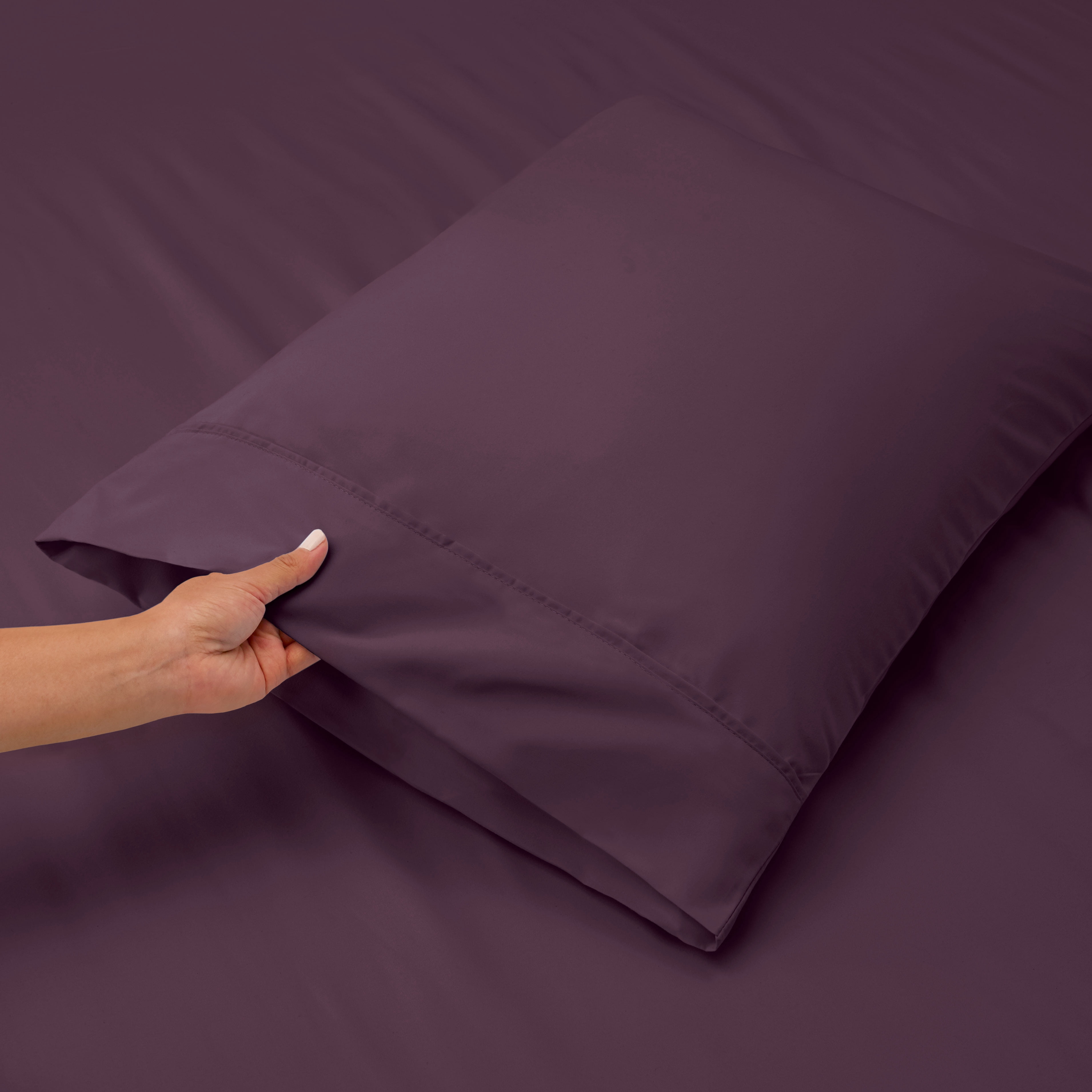 LammaLoe Extra Deep Pocket King Sheets Set, 4 Piece, Fits 18"-24" Mattress, Breathable & Extra Soft Bed Sheets, Purple Eggplant