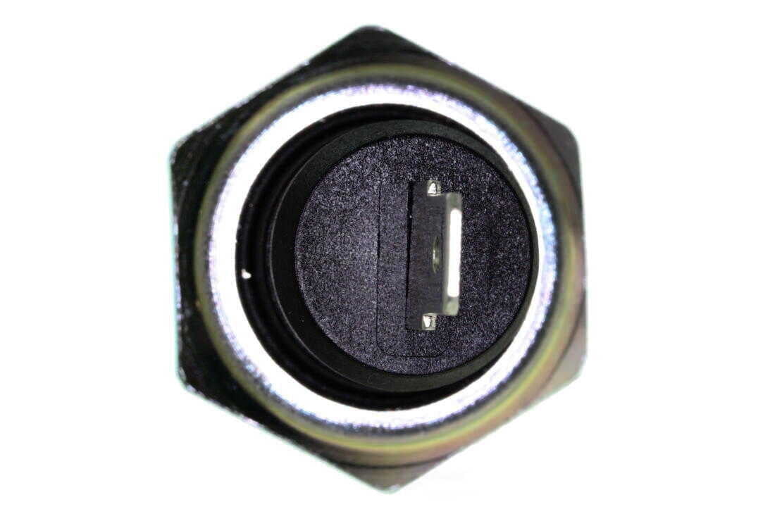 VEMO V32-73-0001 Oil Pressure Switch