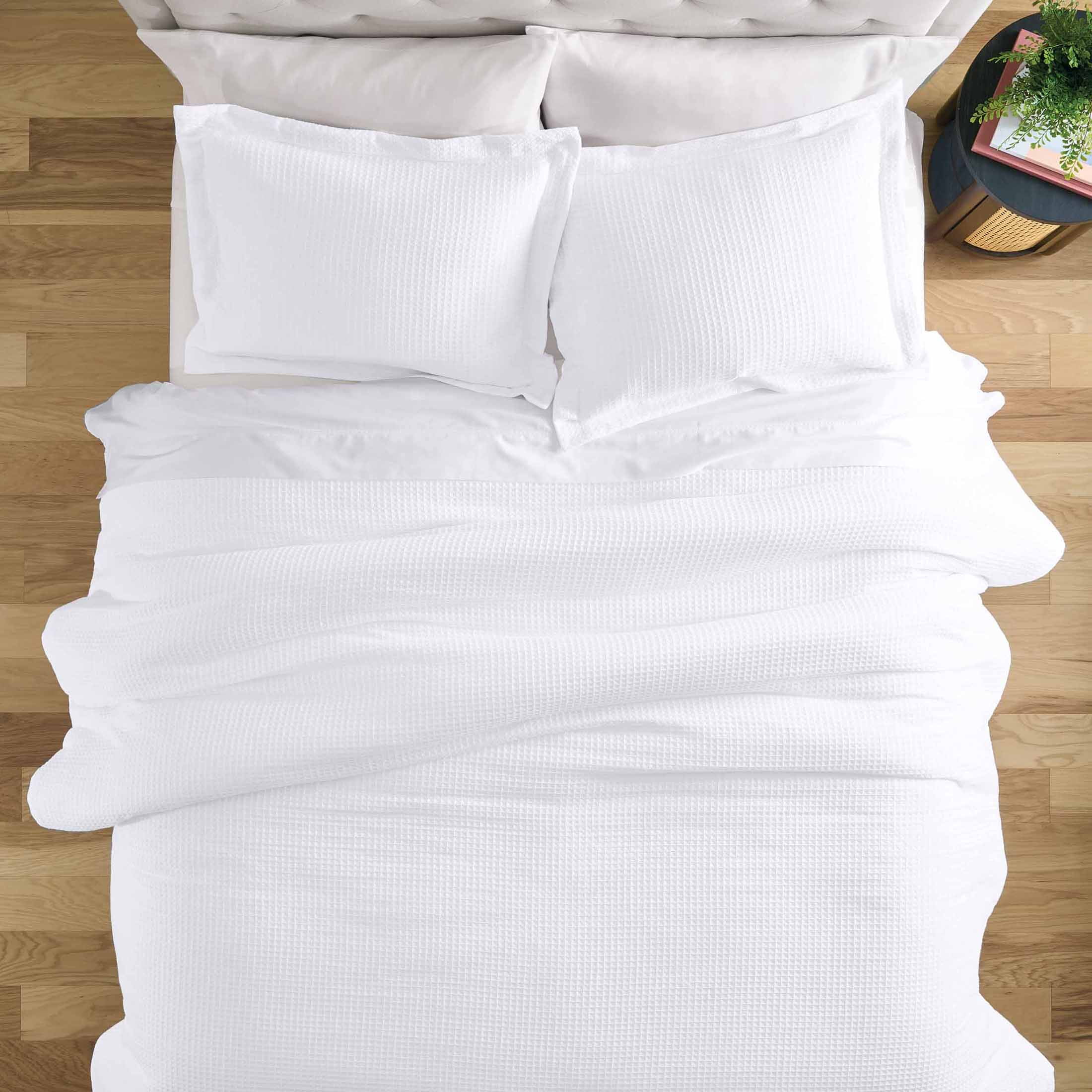 Better Homes & Gardens 3-Piece White Waffle Comforter Set, Adult Full/Queen