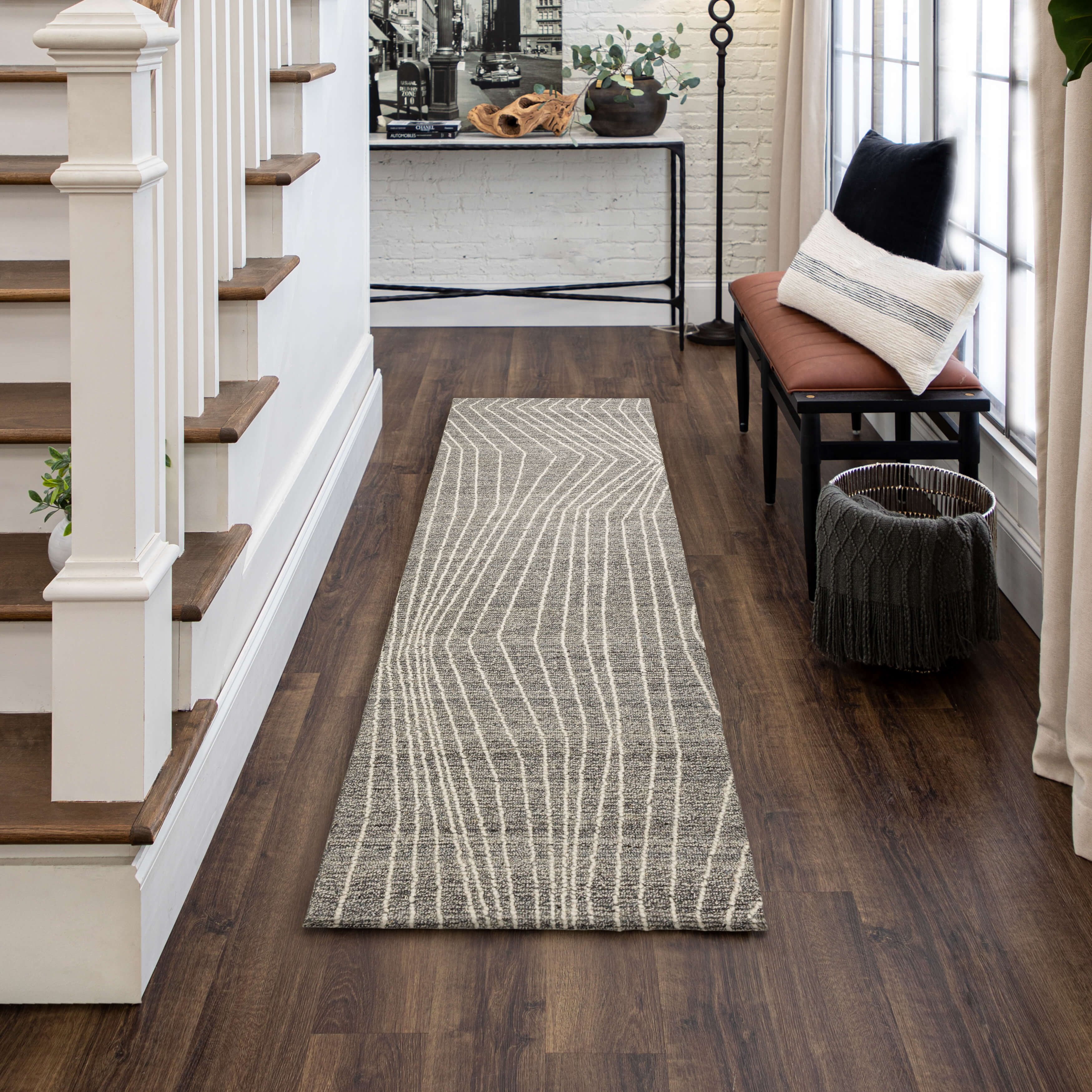 Mainstays Wool Lines Plush Indoor Fade Resistant Tufted Area Rug, Grey, 2'6" x 7'