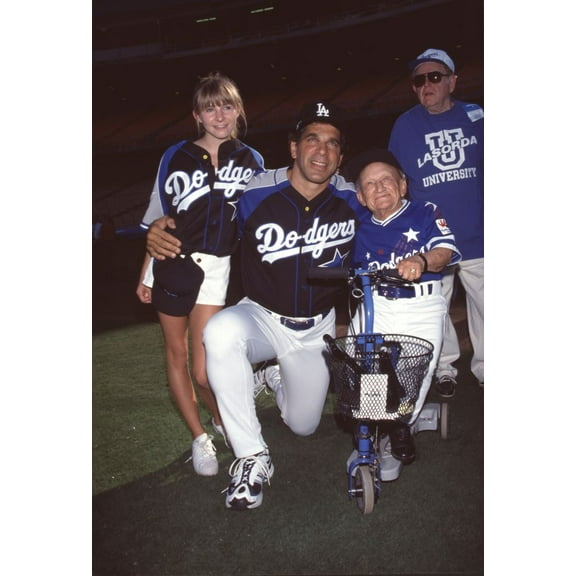 Beverley Mitchell, Lou Ferrigno And Billy Barty Hollywood Stars Night Photo Print (16 x 20) - Item # CPA1594
