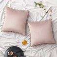 thumbnail image 1 of Paquete de 2 fundas de almohada de terciopelo con pompones, fundas de almohada decorativas, sofá, dormitorio, coche, 18 x 18 pulgadas, 45 x 45 cm, 2 unidades, color rosa oso de fresa Hogar, 1 of 3