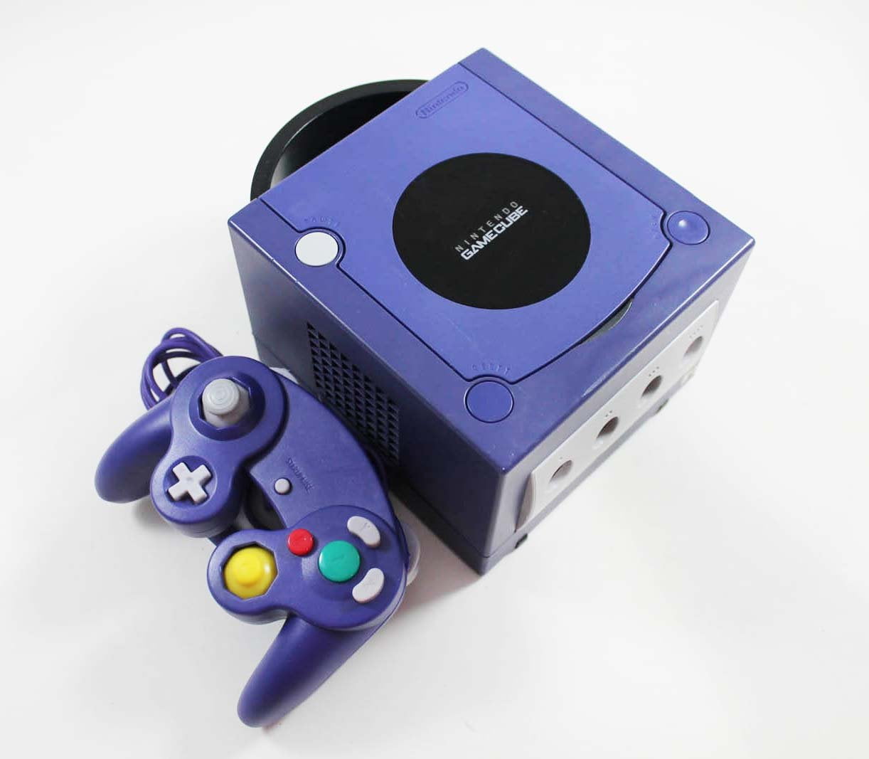 Pre-Owned Nintendo Gamecube Console Indigo with Power/AV Cables