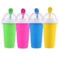 thumbnail image 1 of 1:a Frozen Magic Squeeze Cup Slushy Maker Cup blå, 1 of 5