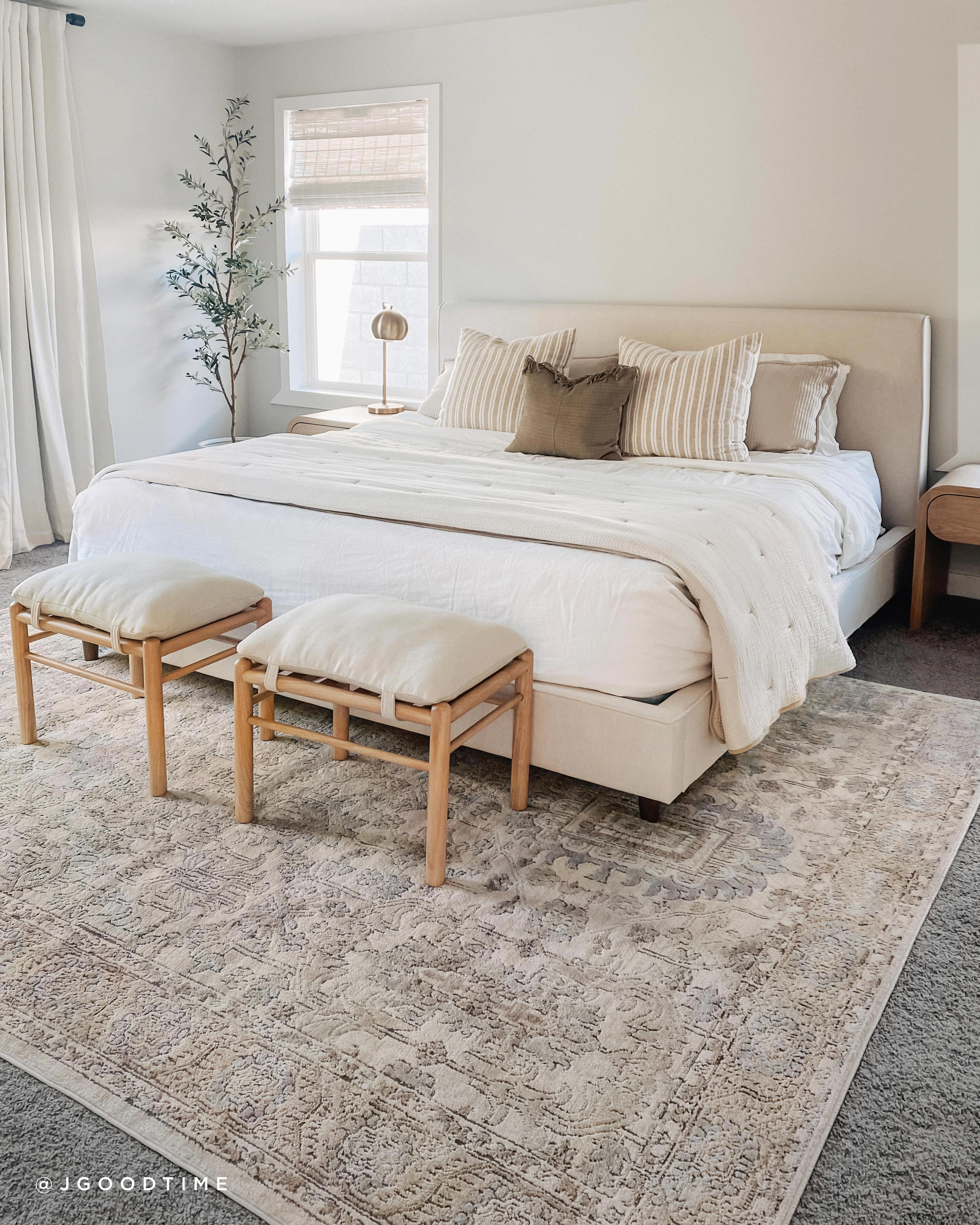 Loloi II Teagan Oriental Ivory / Sand Area Rug