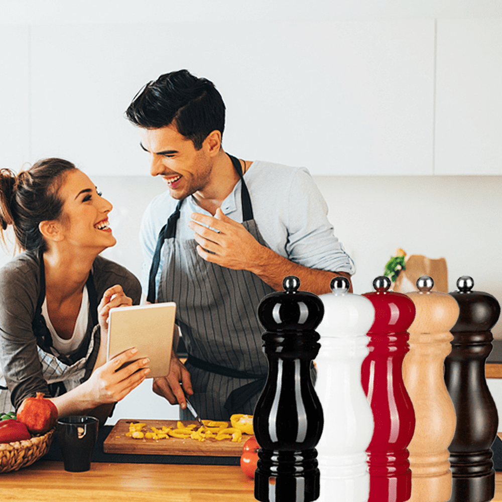 Salt and Pepper Grinder Wooden Pepper Mill Grinder Salt Pepper Shakers with Adjustable Ceramic Rotor