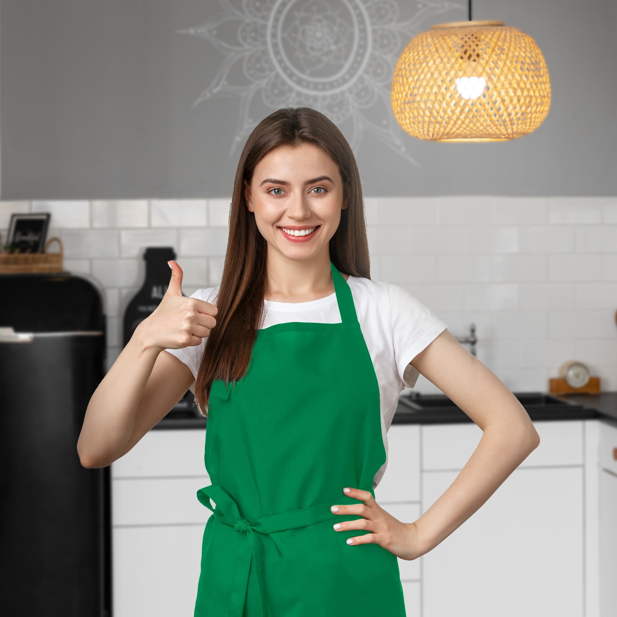 Avalon Kitchen 12-Pack Green Aprons – Unisex Adjustable Bib for Cooking, BBQ, Painting & Restaurant