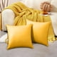 thumbnail image 1 of Funda de Almohada Impermeable para Exteriores Qazbgdl | Moderno Protector de Cojín y Respaldo de Color Liso para Muebles de Patio | 1 Paquete, 1 of 7