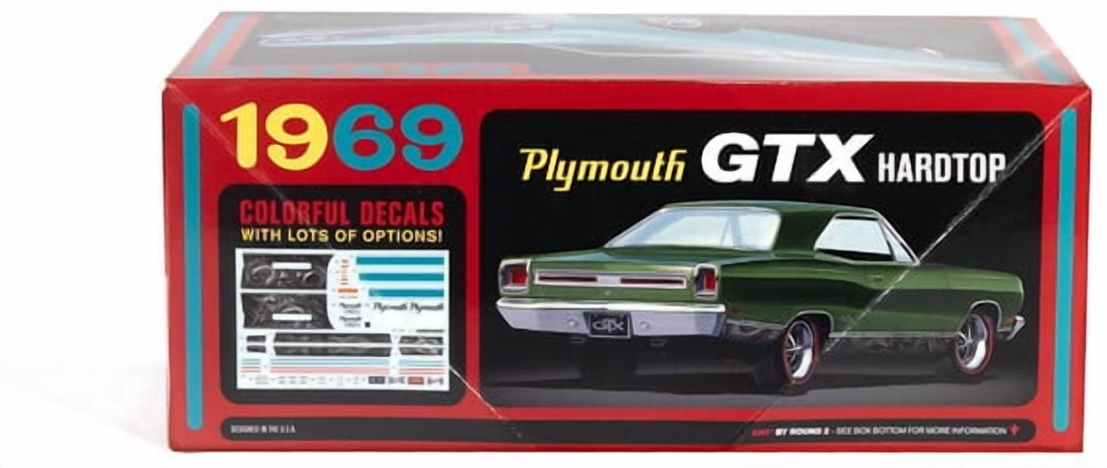 AMT 1969 Plymouth GTX Hardtop 1/25 Scale Model Kit