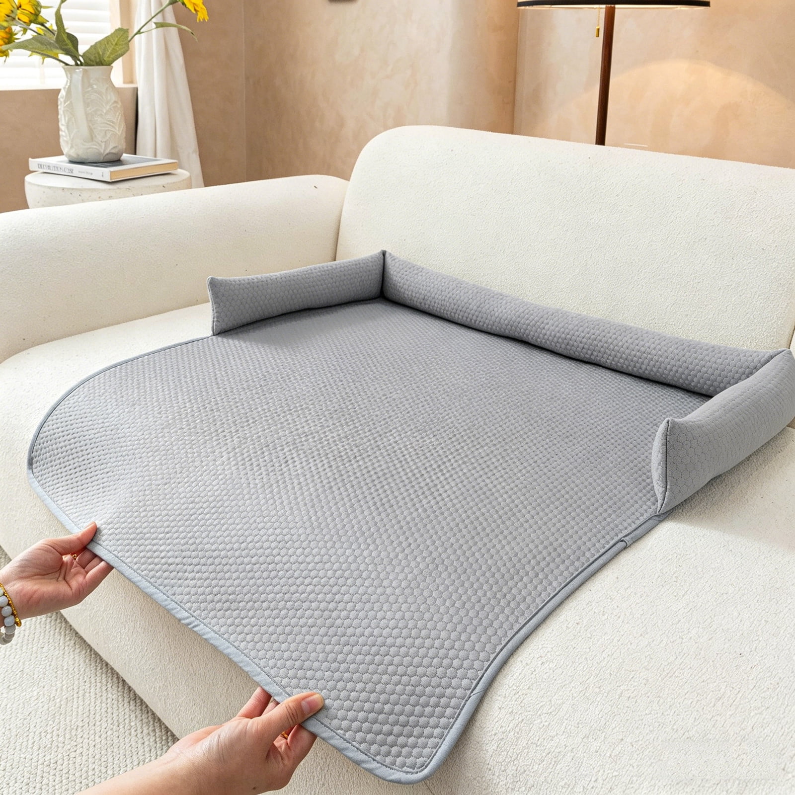 COM1950s Washable Pet Sofa Mat for Cats and Dogs, Cooling Breathable Couch Cover, 3-Sided Bolster Furniture Protector, Soft Multi-Use Mat for Sofa Floor or Pet Bed