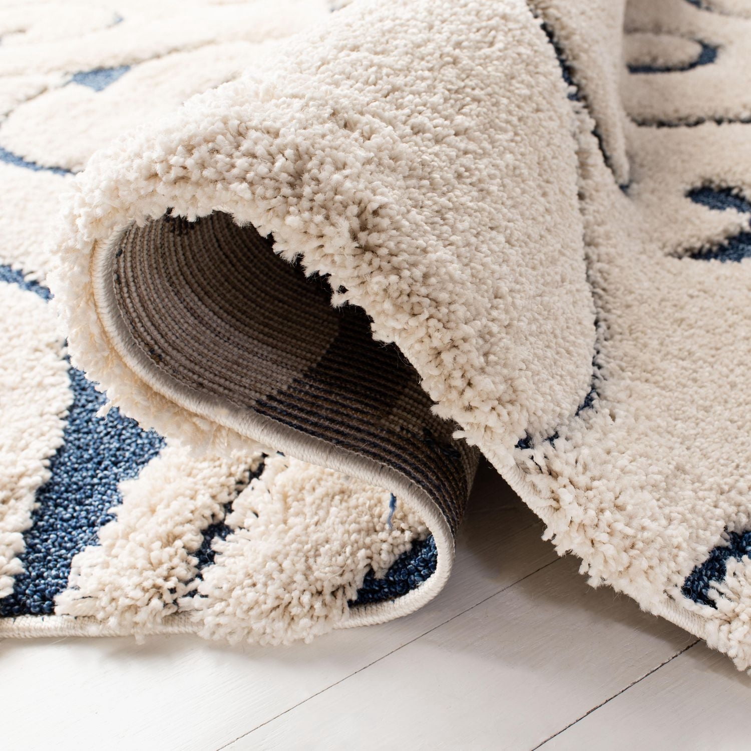 SAFAVIEH Florida Douglas Floral Vines Shag Area Rug