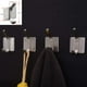 thumbnail image 2 of Ganchos para toallas autoadhesivos de fácil instalación y extracción, diseño de espalda ancha y redonda que crea más espacio para el baño y la cocina, juego de 4 piezas, 2,9 x 1,7 x 1,3 pulgadas, 2 of 7