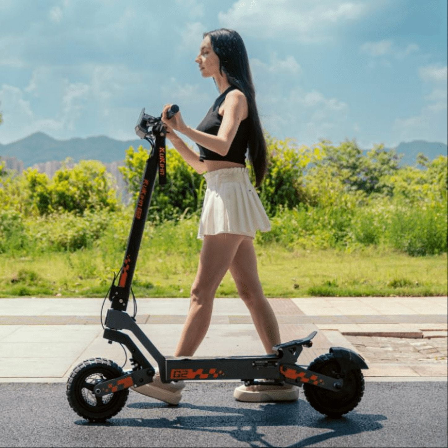 KUKIRIN G2 Electric Scooter, 34 Miles Long Range 800W Peak Motor, Up To 27MPH Top Speed, 10" Off-Road Tires Disk Braking System Foldable City Commuting E-Scooter for Adults and Teens